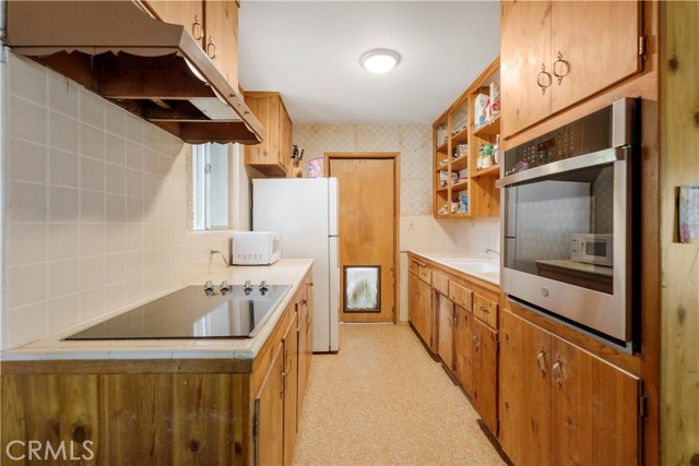 Detail Gallery Image 12 of 30 For 30687 Ferndale Dr, Running Springs,  CA 92382 - 2 Beds | 2 Baths