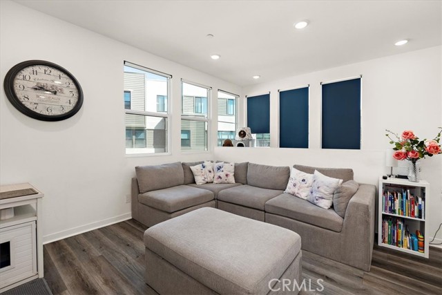 Detail Gallery Image 9 of 28 For 11063 Wander, Rancho Cucamonga,  CA 91730 - 2 Beds | 2 Baths