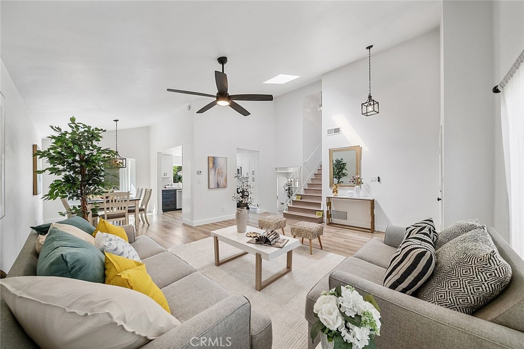 D8d31d01 Eb2a 4733 83f2 13ad7abda7df