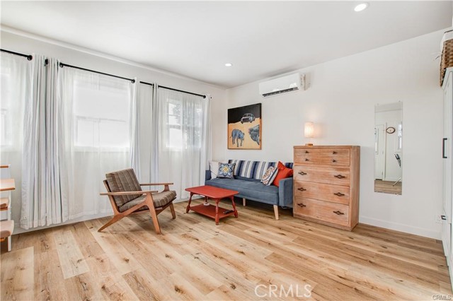 5239 Barker Drive, Los Angeles CA: https://media.crmls.org/medias/d8d33b3a-437c-47f0-9782-9fa82f7f6dfe.jpg