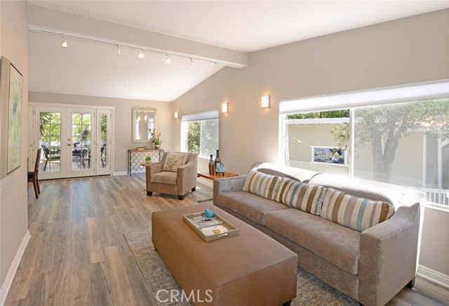 Detail Gallery Image 17 of 73 For 84 Sherwood Dr, Westlake Village,  CA 91361 - 3 Beds | 2 Baths