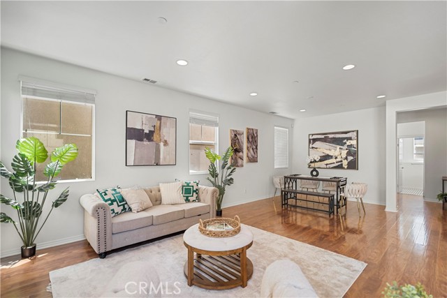 14681 Marist Lane, Chino CA: https://media.crmls.org/medias/d8d40edd-7939-45cd-8886-d9e37a056c61.jpg
