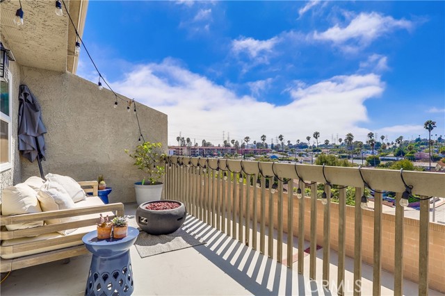 Detail Gallery Image 31 of 73 For 609 Meyer Ln #11,  Redondo Beach,  CA 90278 - 2 Beds | 1/1 Baths