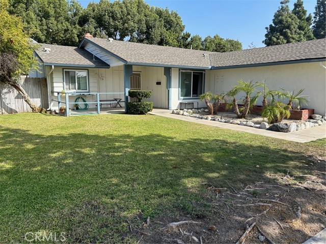 Detail Gallery Image 3 of 24 For 1905 E Cortney Way, Anaheim,  CA 92805 - 3 Beds | 2 Baths