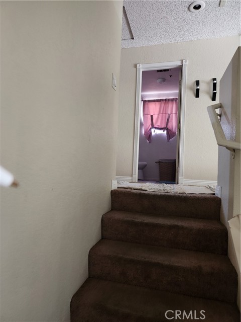Detail Gallery Image 12 of 21 For 17139 Benicia Ct, Fontana,  CA 92336 - 3 Beds | 2/1 Baths