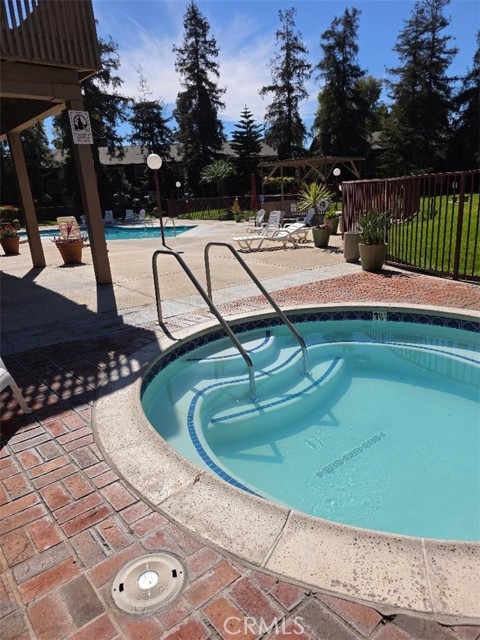 Detail Gallery Image 20 of 21 For 1002 a Cabrillo Park  Unit a, Santa Ana,  CA 92701 - 2 Beds | 2 Baths