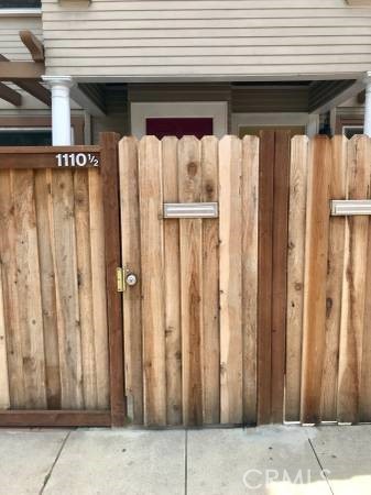 Detail Gallery Image 2 of 18 For 1110 1/2 N Benton Way, Los Angeles,  CA 90026 - 2 Beds | 2 Baths