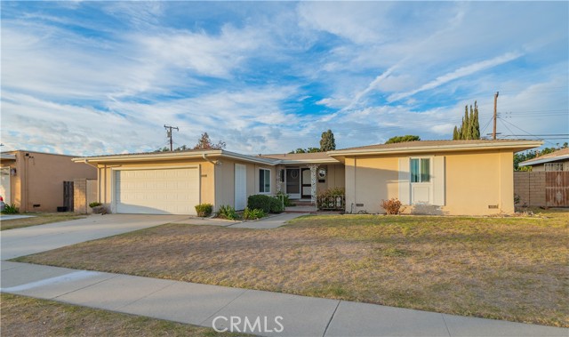 Detail Gallery Image 1 of 30 For 9551 Harriet Ln, Anaheim,  CA 92804 - 3 Beds | 2 Baths