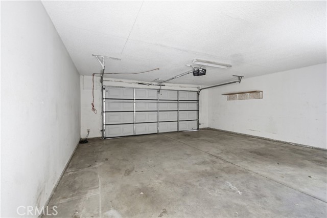 1700 E Avenue Q14, Palmdale CA: https://media.crmls.org/medias/d8d74250-bf8f-4af4-b121-38f0e004a132.jpg
