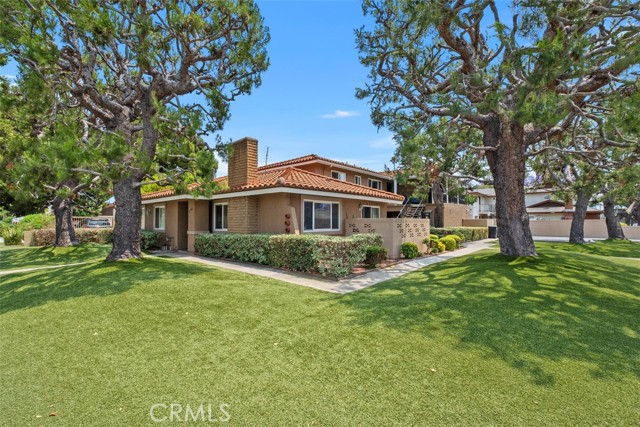 11782 Garden Grove Boulevard, Garden Grove CA: https://media.crmls.org/medias/d8d85898-c23e-4bcd-b585-f2b90580175d.jpg