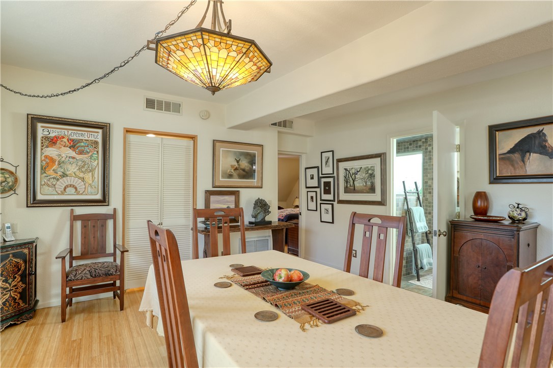 Detail Gallery Image 33 of 53 For 783 Main St, Cambria,  CA 93428 - 1 Beds | 1/1 Baths