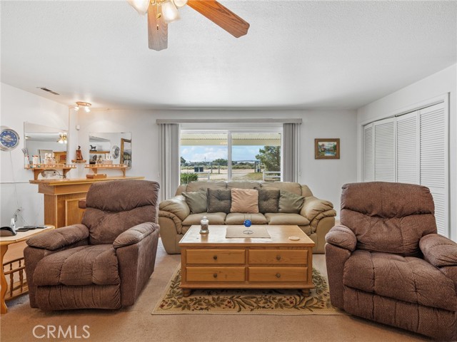 Detail Gallery Image 16 of 50 For 8840 Smoke Tree Rd, Phelan,  CA 92371 - 4 Beds | 3 Baths