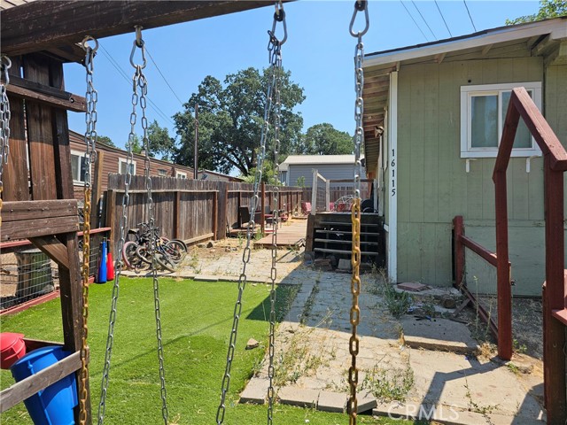 Detail Gallery Image 1 of 13 For 16115 33rd Ave, Clearlake,  CA 95422 - 2 Beds | 2 Baths