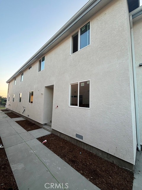 Detail Gallery Image 2 of 3 For 905 E 113th St, Los Angeles,  CA 90059 - – Beds | – Baths