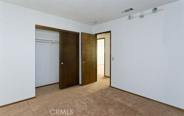 Detail Gallery Image 33 of 45 For 15490 Mondamon, Apple Valley,  CA 92307 - 4 Beds | 2 Baths