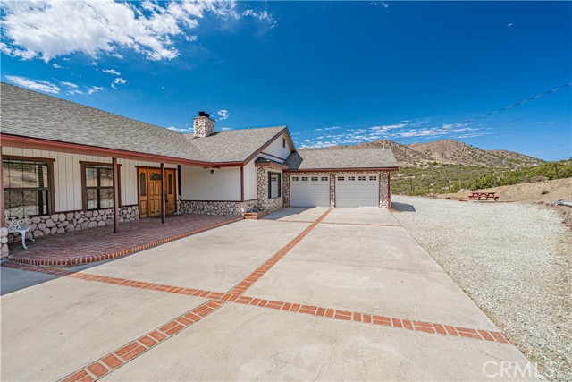 5329 Hubbard Road, Acton CA: https://media.crmls.org/medias/d8db7846-a480-4f11-abb4-6d40668a78b3.jpg