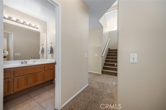 Detail Gallery Image 12 of 54 For 8847 Flintridge Ln, Corona,  CA 92883 - 3 Beds | 2/1 Baths