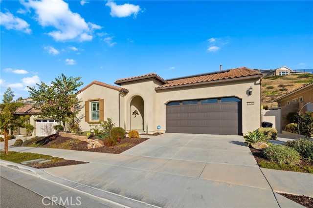 11360 Alton Drive, Corona CA: https://media.crmls.org/medias/d8dc0b3a-ee20-4bec-a1a4-897caf20581f.jpg
