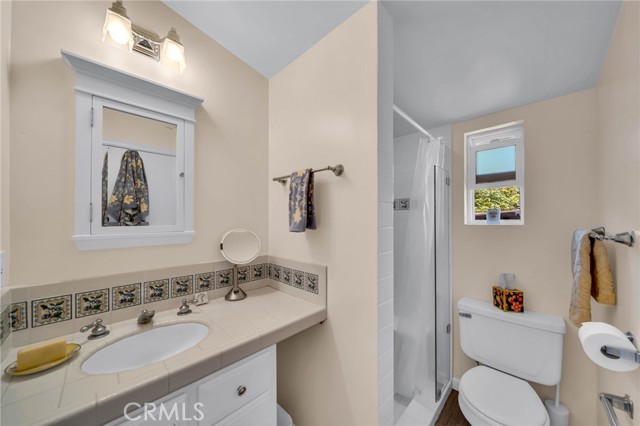 616 Rushville Street, La Jolla CA: https://media.crmls.org/medias/d8ddcbec-09f5-42a1-a4a5-12b97350834d.jpg