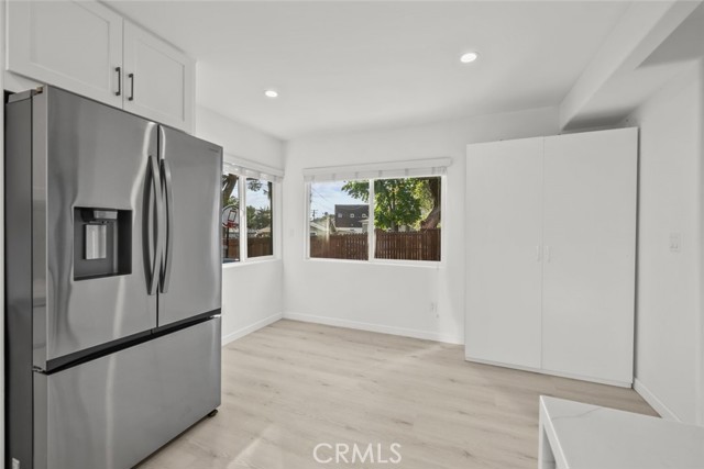 4718 La Crescenta Avenue, La Crescenta CA: https://media.crmls.org/medias/d8dde58e-a726-4e9d-ab96-3b2eb547a68c.jpg