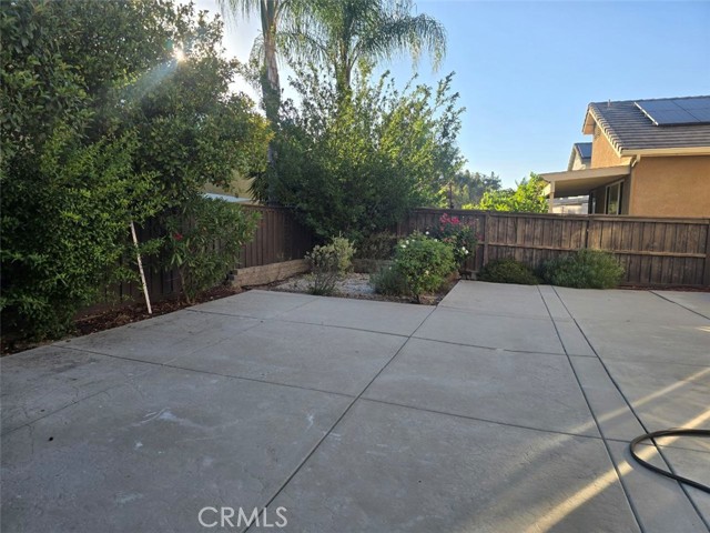 27513 Stanford Drive, Temecula CA: https://media.crmls.org/medias/d8df5231-19da-49d6-9457-faddccec7b3d.jpg