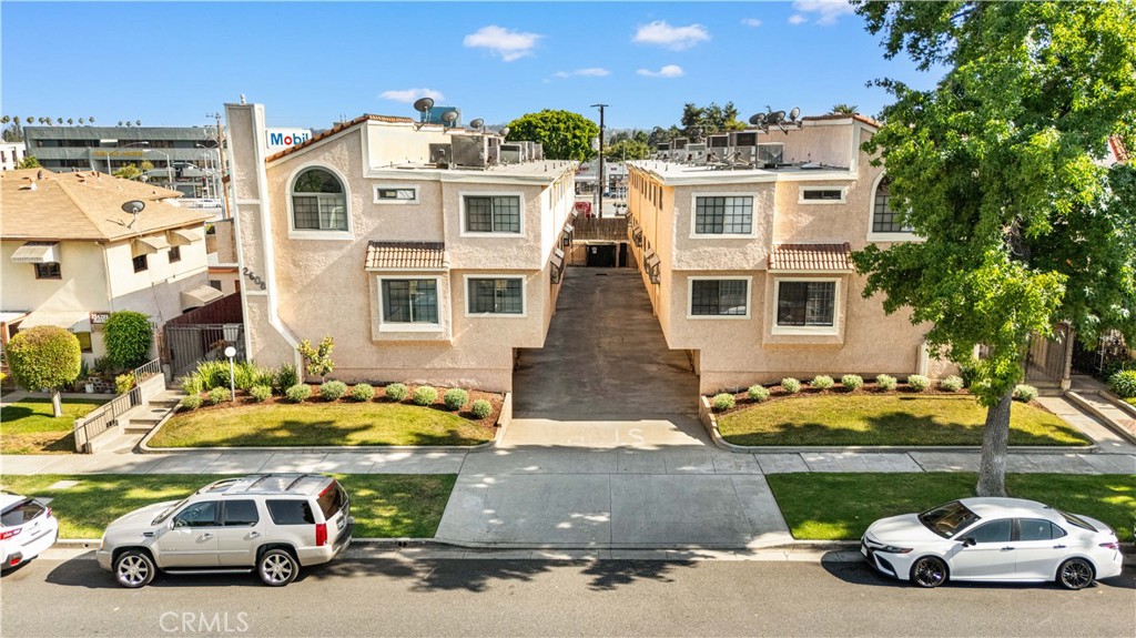 2608 W Grand Avenue #B