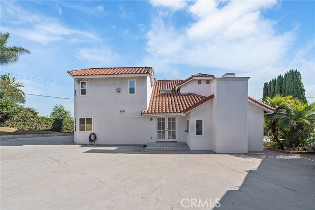 2445 N Santiago Boulevard, Orange CA: https://media.crmls.org/medias/d8dffbd5-dedd-4c34-a08a-439aa4acaa25.jpg