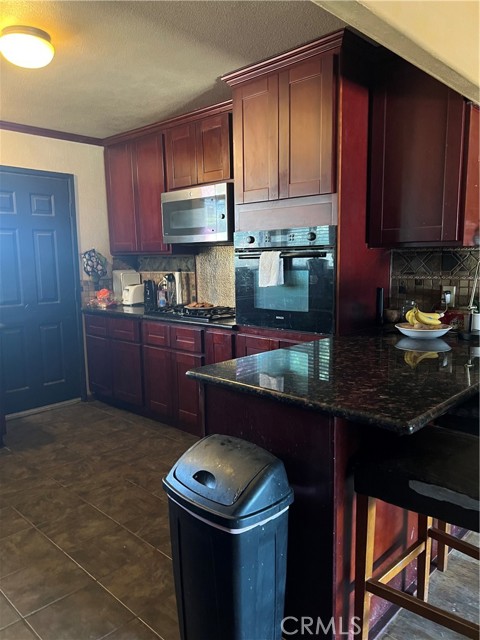 1681 Winton Way, Atwater CA: https://media.crmls.org/medias/d8e05764-26c7-4984-8127-335c11e3e415.jpg