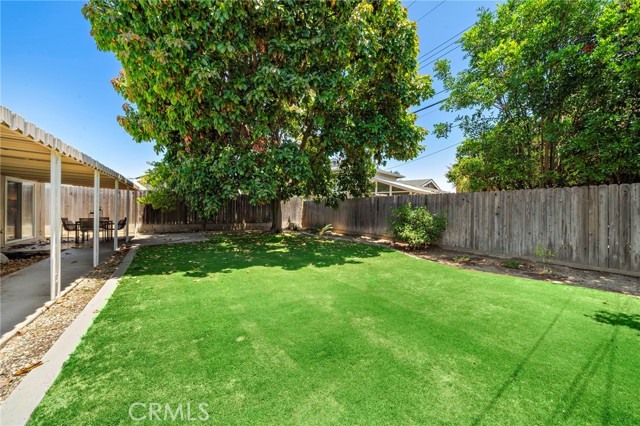 18452 Tamarind Street, Fountain Valley CA: https://media.crmls.org/medias/d8e05c61-8ec8-4dc9-855c-b572de8c252c.jpg