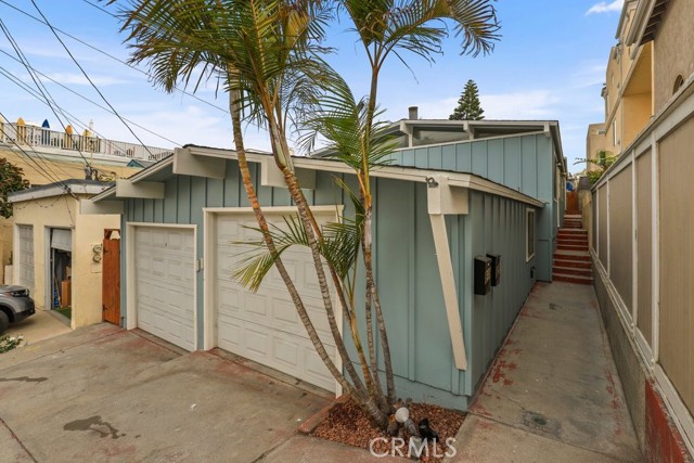Detail Gallery Image 1 of 1 For 818 Cypress Ave, Hermosa Beach,  CA 90254 - – Beds | – Baths