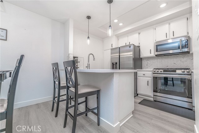 Image 11 of 26 For 600 Brea Boulevard 47