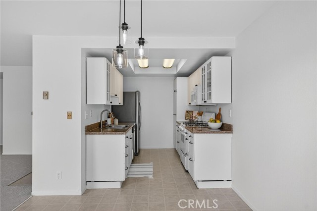 Detail Gallery Image 6 of 33 For 1715 259th Street #4,  Lomita,  CA 90717 - 2 Beds | 1 Baths