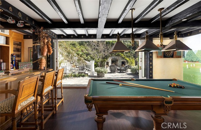 1 San Mateo Way, Corona del Mar CA: https://media.crmls.org/medias/d8e15279-b1a2-4aac-87d6-312e7bc4a9b6.jpg