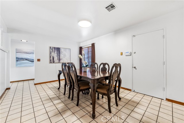 Detail Gallery Image 5 of 43 For 6601 Chapman Ave, Garden Grove,  CA 92845 - 3 Beds | 1/1 Baths