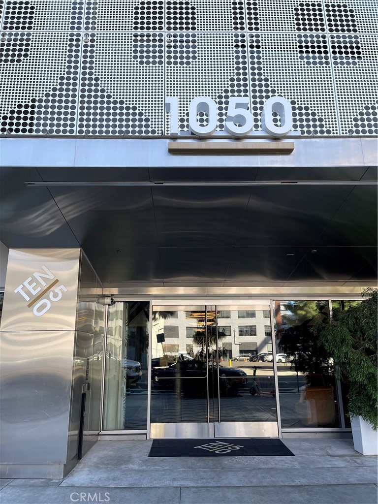 1050 S Grand Avenue 1207, Los Angeles, CA 90015