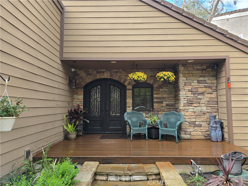 24832 Forest Knoll