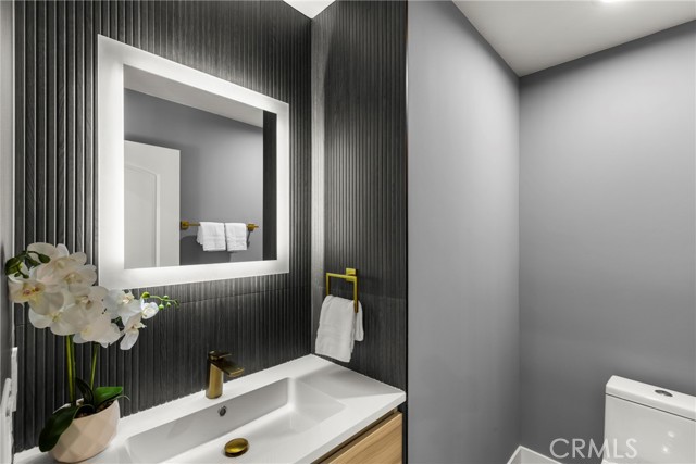 4637 Nagle Avenue, Sherman Oaks CA: https://media.crmls.org/medias/d8e4568a-37bc-4c59-814d-1d2f820ea543.jpg