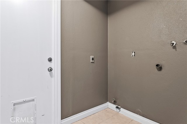 Detail Gallery Image 9 of 31 For 6834 Redwood Ave, Hesperia,  CA 92345 - 4 Beds | 2 Baths