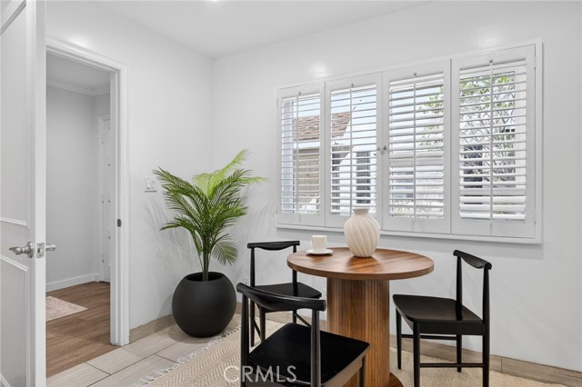 Detail Gallery Image 23 of 46 For 1830 Kelton Ave #5,  Los Angeles,  CA 90025 - 3 Beds | 2/1 Baths