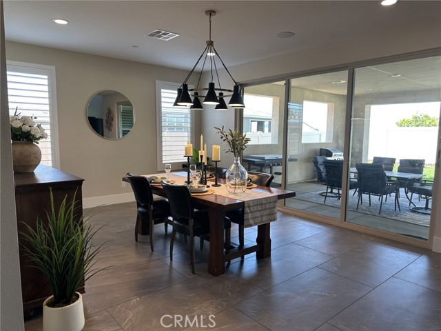 39767 Larkspur Terrace, Temecula CA: https://media.crmls.org/medias/d8e56c4a-f8f9-4943-bb81-3042d8e3fb59.jpg