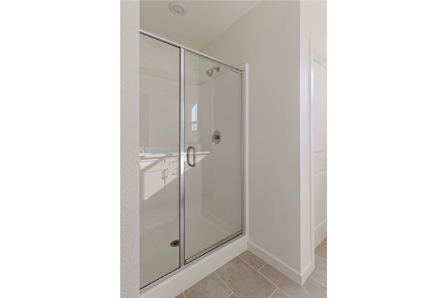 Detail Gallery Image 22 of 26 For 9831 La Serna Dr #1,  Whittier,  CA 90605 - 3 Beds | 3 Baths