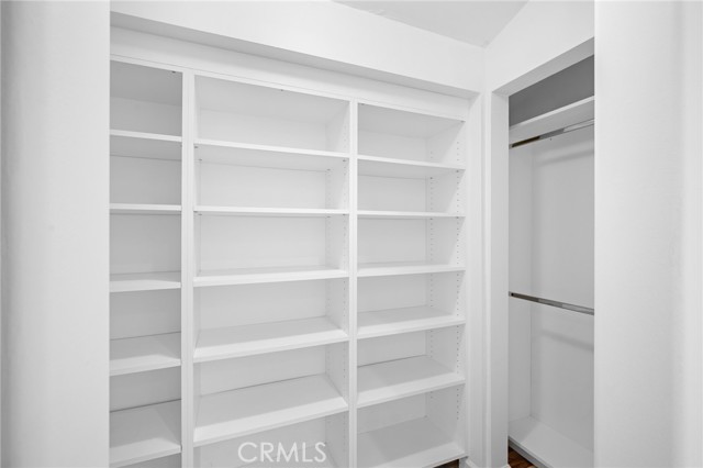 8337 Valecrest Drive, Sun Valley CA: https://media.crmls.org/medias/d8e5eb7f-0356-4309-ab5a-deeb13ff9776.jpg