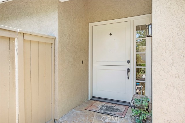 18 Eagle, Irvine CA: https://media.crmls.org/medias/d8e63f24-0653-4a9a-9212-158f2920d4e8.jpg