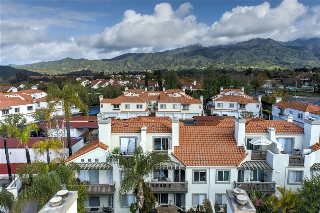 10 Via Garceta, Rancho Santa Margarita, CA 92688