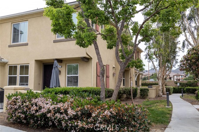 Detail Gallery Image 2 of 29 For 1800 E Lakeshore #1803,  Lake Elsinore,  CA 92530 - 3 Beds | 2/1 Baths