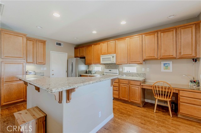 Detail Gallery Image 4 of 39 For 1240 Goodwin St, Fullerton,  CA 92833 - 3 Beds | 2/1 Baths