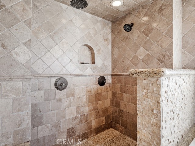 18160 Harbor Drive, Victorville CA: https://media.crmls.org/medias/d8e7c743-efe3-48ac-aa6d-9e199f38b2f7.jpg