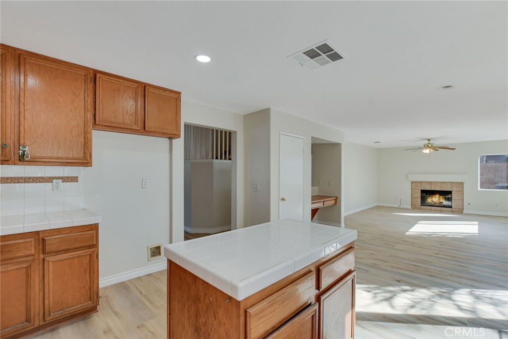 MLS #IV25270136 image #13