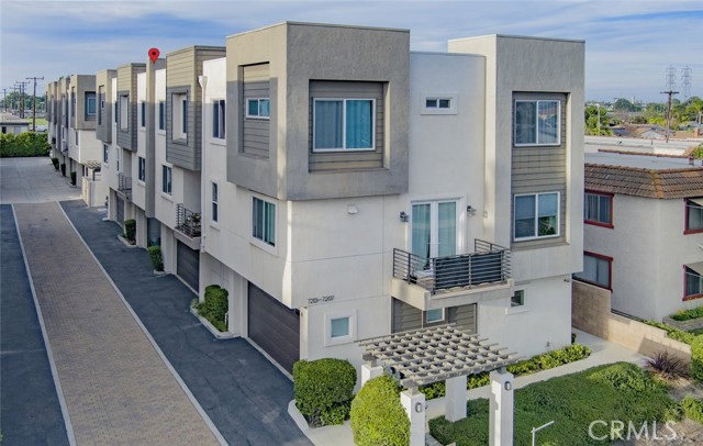 Detail Gallery Image 4 of 51 For 7209 21st, Westminster,  CA 92683 - 3 Beds | 2/1 Baths