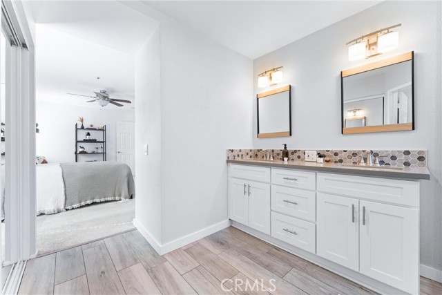 5847 E Rocking Horse Way, Orange CA: https://media.crmls.org/medias/d8eadaee-cd53-4c9c-916a-da44b528525f.jpg
